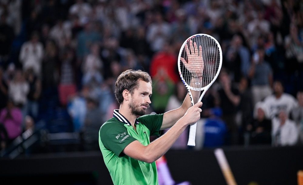 Tennis, pronostico degli ottavi di Roland Garros: Medvedev sfida De Minaur! Djokovic e Sinner strafavoriti 